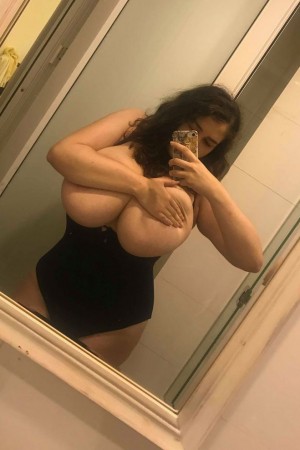 Bella Brewer – Diary Pics – Set 2