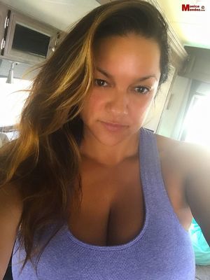 Monica Mendez – Sexy Selfies – Set 2